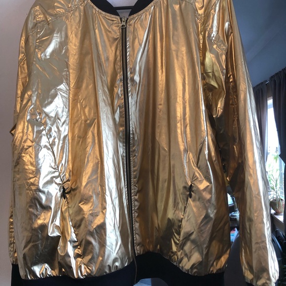 XERSION  Jacket 🧥 - Picture 8 of 8